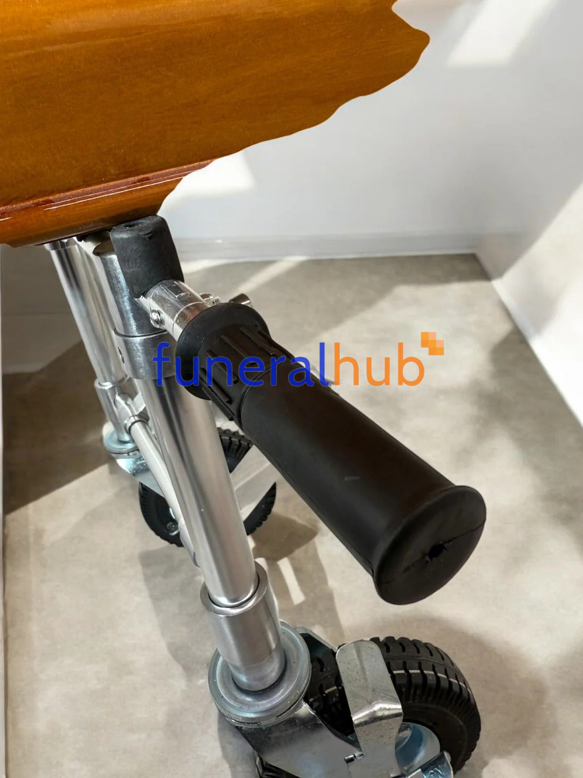 CARRELLO PORTAFERETRI ESTENSIBILE E REGOLABILE ARGENTO AFTR-600
